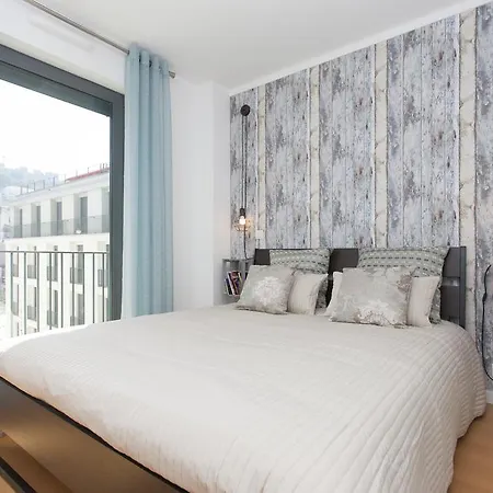 Bairrus Lisbon Apartments - Mello Apartment *