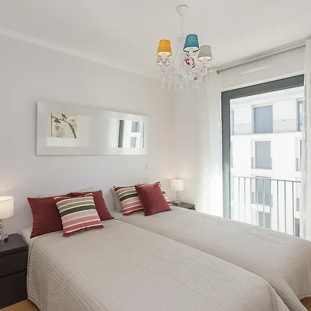 Bairrus Lisbon Apartments - Mello *
